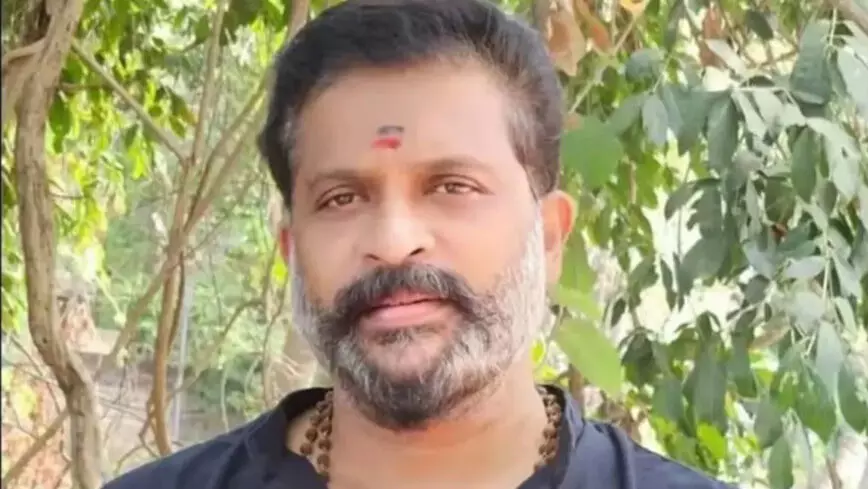 നടൻ കൂട്ടിക്കല് ജയചന്ദ്രനെതിരെ പോക്സോ കേസ് നടൻ കൂട്ടിക്കല് ജയചന്ദ്രനെതിരെ പോക്സോ കേസ്