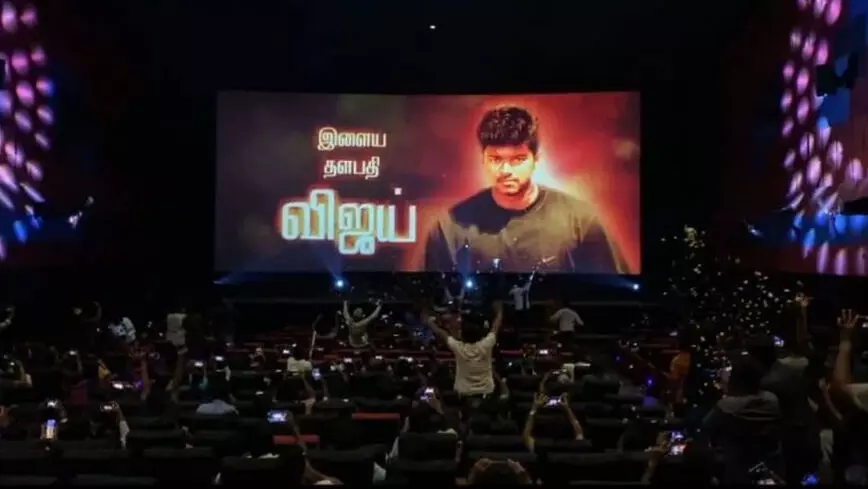20 വർഷത്തിന് ശേഷം റീ റിലീസ് ചെയ്ത ചിത്രം 50-ാം ദിവസവും ഹൗസ്ഫുൾ 20 വർഷത്തിന് ശേഷം റീ റിലീസ് ചെയ്ത ചിത്രം 50-ാം ദിവസവും ഹൗസ്ഫുൾ