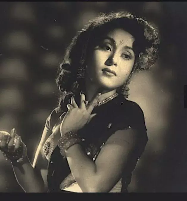 ബോളിവുഡിന്റെ നടി സ്മൃതി ബിശ്വാസ് അന്തരിച്ചു