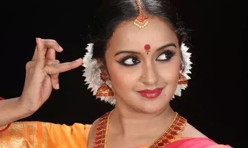 നടി എന്ന പരിഗണനയൊന്നും ലഭിച്ചില്ല, ജയിലിലെ തറയില് പാ വിരിച്ചാണ് ഉറങ്ങിയത്: ശാലു മേനോന് നടി എന്ന പരിഗണനയൊന്നും ലഭിച്ചില്ല, ജയിലിലെ തറയില് പാ വിരിച്ചാണ് ഉറങ്ങിയത്: ശാലു മേനോന്