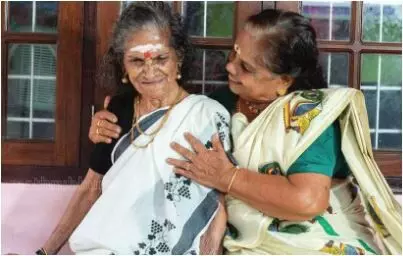 നടി കുളപ്പുള്ളി ലീലയുടെ അമ്മ അന്തരിച്ചു നടി കുളപ്പുള്ളി ലീലയുടെ അമ്മ അന്തരിച്ചു