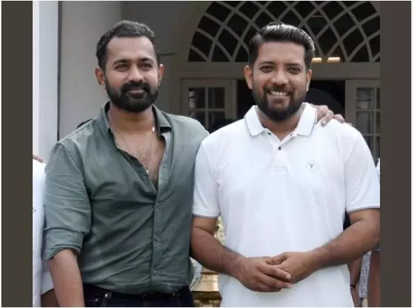മലയാളിയുടെ ഇഷ്ടവും അഭിമാനവുമാണ് ആസിഫ് അലി; എംപി ഷാഫി പറമ്പിൽ മലയാളിയുടെ ഇഷ്ടവും അഭിമാനവുമാണ് ആസിഫ് അലി; എംപി ഷാഫി പറമ്പിൽ