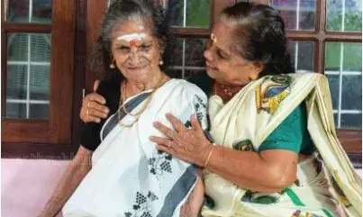 നടി കുളപ്പുള്ളി ലീലയുടെ അമ്മ അന്തരിച്ചു നടി കുളപ്പുള്ളി ലീലയുടെ അമ്മ അന്തരിച്ചു