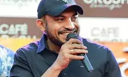 വയനാടിനെ ചേർത്തുപിടിച്ച് സൗബിൻ ഷാഹിർ; മുഖ്യമന്ത്രിയുടെ ദുരിതാശ്വാസ നിധിയിലേക്ക് 20 ലക്ഷം സംഭാവന നൽകി വയനാടിനെ ചേർത്തുപിടിച്ച് സൗബിൻ ഷാഹിർ; മുഖ്യമന്ത്രിയുടെ ദുരിതാശ്വാസ നിധിയിലേക്ക് 20 ലക്ഷം സംഭാവന നൽകി