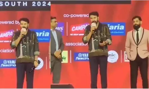 അവാർഡ് നേട്ടം തന്നെ സന്തോഷിപ്പിക്കുന്നില്ല, എല്ലാവരും വയനാടിനെ സഹായിക്കണം; വേദിയിൽ മമ്മൂട്ടി അവാർഡ് നേട്ടം തന്നെ സന്തോഷിപ്പിക്കുന്നില്ല, എല്ലാവരും വയനാടിനെ സഹായിക്കണം; വേദിയിൽ മമ്മൂട്ടി