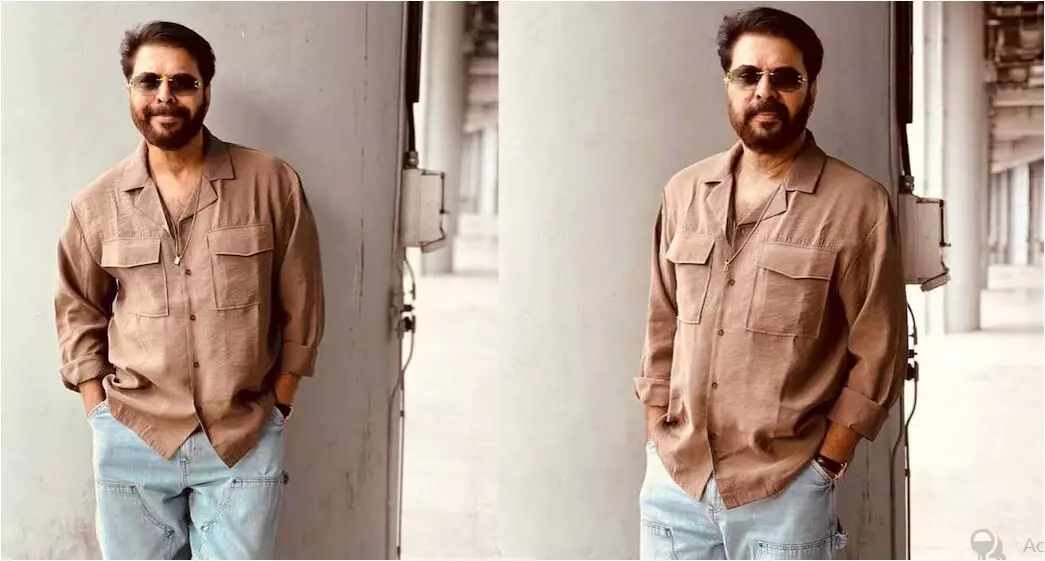 എങ്ങനെ ചിരിച്ചാലെന്താ മമ്മൂട്ടി ലുക്കല്ലേ, പുതിയ ചിത്രങ്ങൾ ഏറ്റെടുത്ത് സോഷ്യൽ മീഡിയ എങ്ങനെ ചിരിച്ചാലെന്താ മമ്മൂട്ടി ലുക്കല്ലേ, പുതിയ ചിത്രങ്ങൾ ഏറ്റെടുത്ത് സോഷ്യൽ മീഡിയ