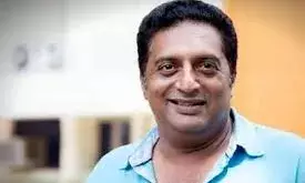 കർണാടക നാടക അക്കാദമിയുടെ പുരസ്‌കാരം നിരസിച്ച് പ്രകാശ് രാജ്