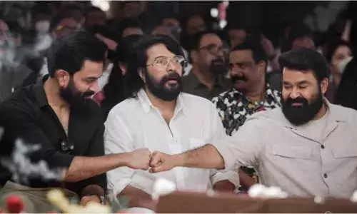 എമ്പുരാനിൽ മമ്മൂട്ടിയും; രഹസ്യമായി ചിത്രീകരണം നടത്തിയെന്ന് റിപ്പോർട്ട് എമ്പുരാനിൽ മമ്മൂട്ടിയും; രഹസ്യമായി ചിത്രീകരണം നടത്തിയെന്ന് റിപ്പോർട്ട്