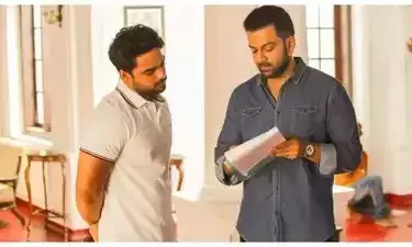 സിനിമയെക്കുറിച്ച് സ്വപ്നം കാണാൻ പ്രേരിപ്പിച്ചത് പൃഥ്വിരാജ്: ടൊവിനോ സിനിമയെക്കുറിച്ച് സ്വപ്നം കാണാൻ പ്രേരിപ്പിച്ചത് പൃഥ്വിരാജ്: ടൊവിനോ