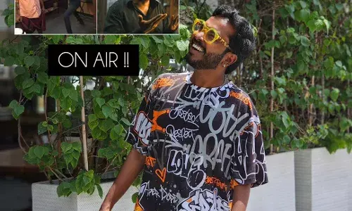 ഒ.ടി.ടിയിൽ ഓൺ എയർ - ട്രോൾ ഷെയർ ചെയ്ത് താരം.പ്രശംസിച്ച് സോഷ്യൽ മീഡിയ;  അഭിനയിക്കാൻ അറിയില്ല പറഞ്ഞാണ് ട്രോൾ പൊങ്കാല