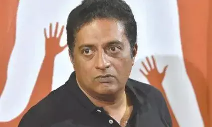 ഒന്നും മിണ്ടാതെ സെറ്റിൽ നിന്ന് ഇറങ്ങിപ്പോയി; പ്രകാശ് രാജിനെതിരെ നിർമ്മാതാവ്