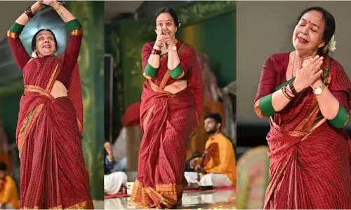 വയനാട് ദുരന്തം നൃത്തവേദിയിൽ ആവിഷ്കരിച്ച് താരാ കല്യാൺ വയനാട് ദുരന്തം നൃത്തവേദിയിൽ ആവിഷ്കരിച്ച് താരാ കല്യാൺ