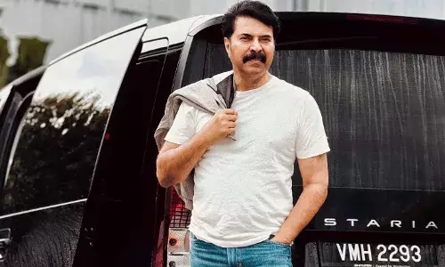 ബെർത്ത് സർട്ടിഫിക്കറ്റ്? നമുക്കതില്ല; സോഷ്യൽ മീഡിയ കത്തിച്ച് വീണ്ടും മമ്മൂക്ക. ബെർത്ത് സർട്ടിഫിക്കറ്റ്? നമുക്കതില്ല; സോഷ്യൽ മീഡിയ കത്തിച്ച് വീണ്ടും മമ്മൂക്ക.