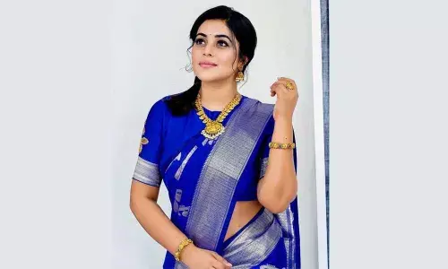 മലയാള സിനിമയിൽ വിലക്ക് നേരിട്ടു; ഡാൻസിന്റെ പേരിൽ മാറ്റി നിർത്തി: ഷംന കാസിം മലയാള സിനിമയിൽ വിലക്ക് നേരിട്ടു; ഡാൻസിന്റെ പേരിൽ മാറ്റി നിർത്തി: ഷംന കാസിം