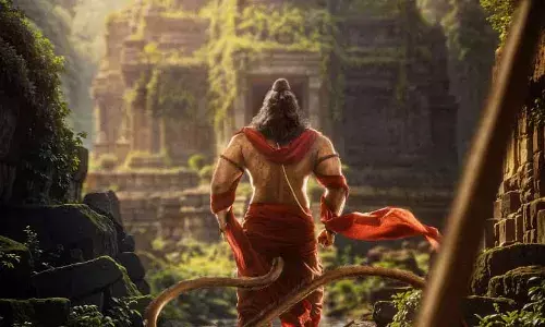 പ്രശാന്ത് വർമ്മ- മൈത്രി മൂവി മേക്കേഴ്സ് ചിത്രം ജയ് ഹനുമാൻ പ്രീ ലുക്ക് പോസ്റ്റർ പുറത്ത്; ഫസ്റ്റ് ലുക്ക് നാളെ