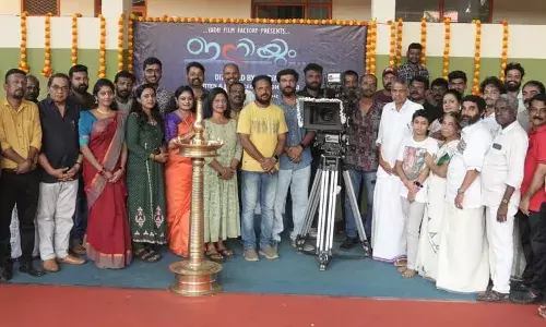 ഇനിയും സ്വിച്ചോൺ കഴിഞ്ഞ് ചിത്രീകരണം തുടങ്ങി ഇനിയും സ്വിച്ചോൺ കഴിഞ്ഞ് ചിത്രീകരണം തുടങ്ങി