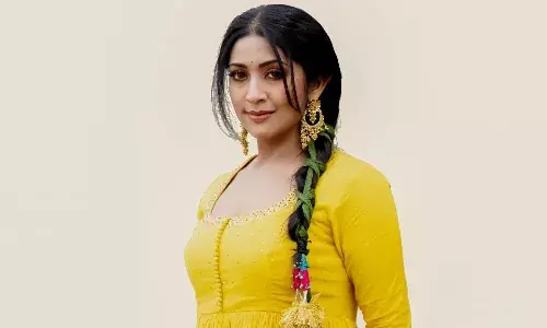 ദാരിദ്രം മാറാൻ തന്നെ വിൽക്കുന്നു;   ഭീകര രൂപിയിൽ നിന്ന് രക്ഷിക്കാൻ വരുന്ന ലാലേട്ടനും രാജുവേട്ടനും ദാരിദ്രം മാറാൻ തന്നെ വിൽക്കുന്നു;   ഭീകര രൂപിയിൽ നിന്ന് രക്ഷിക്കാൻ വരുന്ന ലാലേട്ടനും രാജുവേട്ടനും