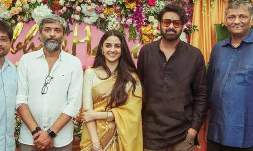 സീതാരാമം സംവിധായകനൊപ്പം പ്രഭാസിന്റെ പ്രണയ ചിത്രം ഒരുങ്ങുന്നു.