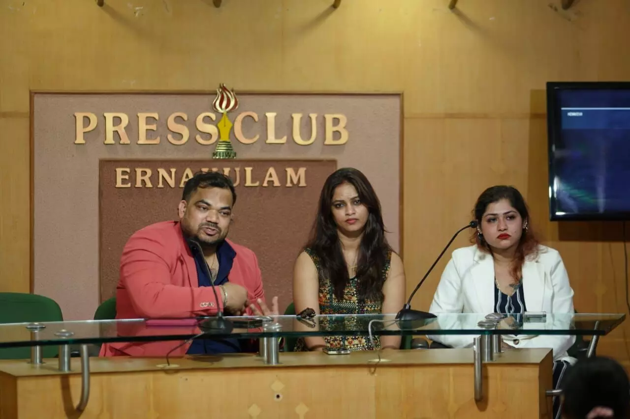 ഇന്ത്യൻ ഒടിടി രംഗത്ത് പുതിയ വിപ്ലവമാകാൻ ഗ്ലോപിക്സ്; ലോഗോ ലോഞ്ച് നടന്നത് കൊച്ചി, ബാംഗ്ലൂർ, ഹൈദരാബാദ് നഗരങ്ങളിൽ ഇന്ത്യൻ ഒടിടി രംഗത്ത് പുതിയ വിപ്ലവമാകാൻ ഗ്ലോപിക്സ്; ലോഗോ ലോഞ്ച് നടന്നത് കൊച്ചി, ബാംഗ്ലൂർ, ഹൈദരാബാദ് നഗരങ്ങളിൽ
