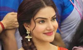 ഹണി റോസിനെതിരെ അപകീർത്തികരമായ പരാമർശം; ഒരാൾ അറസ്റ്റിൽ,  30 പേർക്കെതിരെ കേസ്