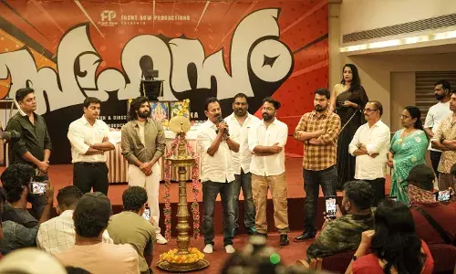 ഹ്യൂമർ, ആക്ഷൻ ജോണറിൽ സാഹസം ആരംഭിച്ചു. ഹ്യൂമർ, ആക്ഷൻ ജോണറിൽ സാഹസം ആരംഭിച്ചു.