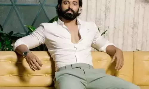 മോളിവുഡ് പാൻ-ഇന്ത്യൻ  ട്രെൻഡ് പിന്തുടരാൻ താൻ ആഗ്രഹിക്കുന്നില്ല - ഉണ്ണി മുകുന്ദൻ മോളിവുഡ് പാൻ-ഇന്ത്യൻ  ട്രെൻഡ് പിന്തുടരാൻ താൻ ആഗ്രഹിക്കുന്നില്ല - ഉണ്ണി മുകുന്ദൻ