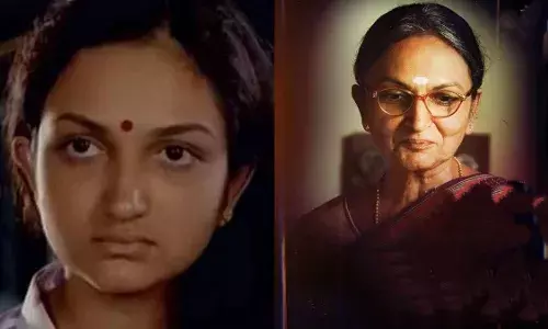 വള്ളിക്കുടിലിൽ ഒളിച്ചിരുന്ന ആരണ്യകത്തിലെ അമ്മിണി ഇന്ന് രേഖചിത്രത്തിലെ പുഷ്പം വള്ളിക്കുടിലിൽ ഒളിച്ചിരുന്ന ആരണ്യകത്തിലെ അമ്മിണി ഇന്ന് രേഖചിത്രത്തിലെ പുഷ്പം