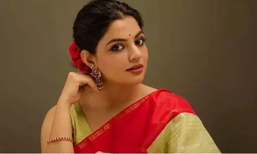 സഹോദരി സന്യാസം സ്വീകരിച്ചതിനെക്കുറിച്ച് നിലപാട് വ്യക്തമാക്കി നിഖില വിമൽ സഹോദരി സന്യാസം സ്വീകരിച്ചതിനെക്കുറിച്ച് നിലപാട് വ്യക്തമാക്കി നിഖില വിമൽ
