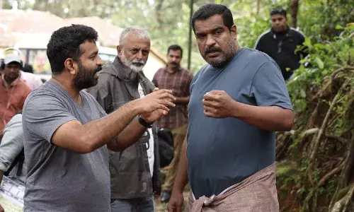 അറുപിശുക്കൻ  ഔസേപ്പായി വിജയരാഘവൻ എത്തുന്നു..   ഔസേപ്പിന്റെ ഒസ്യത്ത് മാർച്ച് ഏഴിന് തിയറ്ററിൽ അറുപിശുക്കൻ  ഔസേപ്പായി വിജയരാഘവൻ എത്തുന്നു..   ഔസേപ്പിന്റെ ഒസ്യത്ത് മാർച്ച് ഏഴിന് തിയറ്ററിൽ