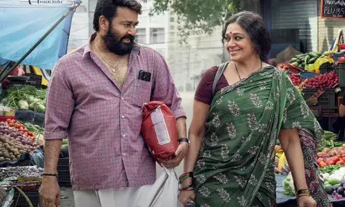 രാം ദാസും രാധയും പോലെ വീണ്ടും; അരിയും പച്ചക്കറിയുമായി ലാലേട്ടനൊപ്പം  ചിരിയോടെ ശോഭന