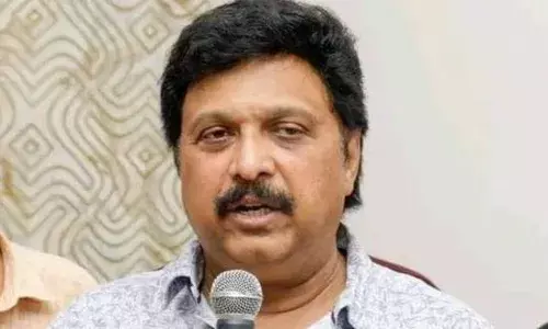 മനുഷ്യൻ കാണിക്കുന്നത് കാണിക്ക്, വയലന്സിന്റെ അതിപ്രസരമുള്ള സിനിമകള് തടയാൻ  സെന്സര് ബോര്ഡ് നിയന്ത്രണം കൊണ്ടുവരണം : മന്ത്രി കെ ബി ഗണേഷ് കുമാർ  മനുഷ്യൻ കാണിക്കുന്നത് കാണിക്ക്, വയലന്സിന്റെ അതിപ്രസരമുള്ള സിനിമകള് തടയാൻ  സെന്സര് ബോര്ഡ് നിയന്ത്രണം കൊണ്ടുവരണം : മന്ത്രി കെ ബി ഗണേഷ് കുമാർ