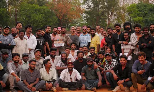 ഷെയ്ൻ നിഗം നായകനാകുന്ന പാൻ ഇന്ത്യൻ ചിത്രം ഓണം റിലീസായി ഓഗസ്റ് 29ന് തീയറ്ററുകളിൽ എത്തും. ഷെയ്ൻ നിഗം നായകനാകുന്ന പാൻ ഇന്ത്യൻ ചിത്രം ഓണം റിലീസായി ഓഗസ്റ് 29ന് തീയറ്ററുകളിൽ എത്തും.