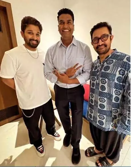 അമീർഖാനെ സന്ദർശിച്ച് അല്ലു അർജുൻ. ഇരുവരും ഒന്നിച്ച് ഒരു പാൻ ഇന്ത്യൻ ചിത്രം ഉണ്ടാകുമെന്ന് ആരാധകർ അമീർഖാനെ സന്ദർശിച്ച് അല്ലു അർജുൻ. ഇരുവരും ഒന്നിച്ച് ഒരു പാൻ ഇന്ത്യൻ ചിത്രം ഉണ്ടാകുമെന്ന് ആരാധകർ
