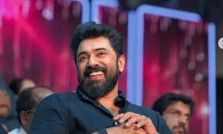 നിവിൻ പോളിയുടെ പ്രസംഗത്തെ ലിസ്റ്റിൻ സ്റ്റീഫന്റെ ആരോപണങ്ങളോടുള്ള പ്രതികരണമായി വ്യാഖ്യാനിച്ച് സൈബർ ഇടം നിവിൻ പോളിയുടെ പ്രസംഗത്തെ ലിസ്റ്റിൻ സ്റ്റീഫന്റെ ആരോപണങ്ങളോടുള്ള പ്രതികരണമായി വ്യാഖ്യാനിച്ച് സൈബർ ഇടം