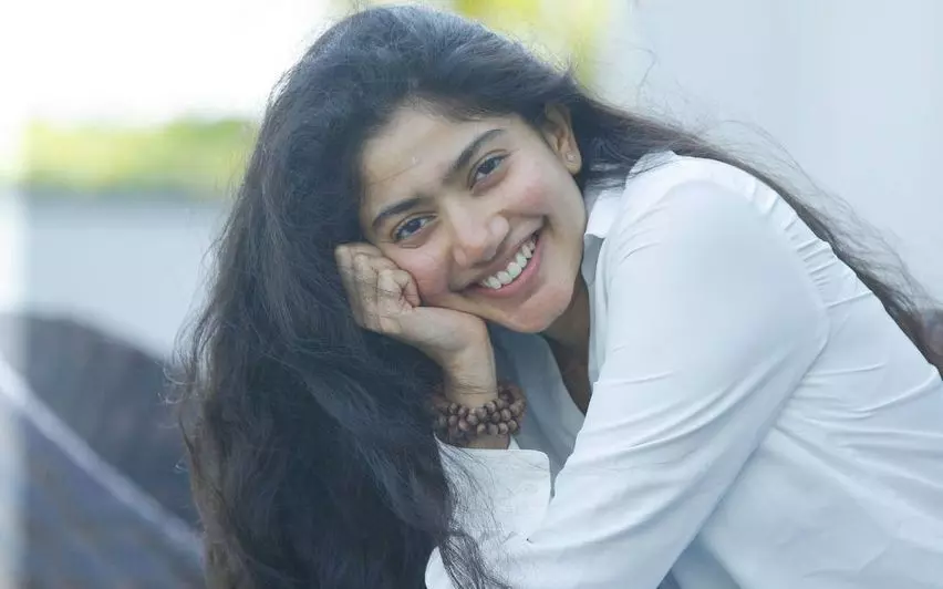 സായ് പല്ലവി നിരസിച്ച ആ വിജയ് ചിത്രത്തിൽ പിന്നീട് നായികയായത് തൃഷ സായ് പല്ലവി നിരസിച്ച ആ വിജയ് ചിത്രത്തിൽ പിന്നീട് നായികയായത് തൃഷ
