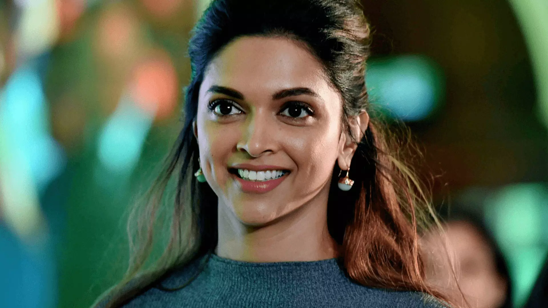 കരിയറിലെ ഏറ്റവും വലിയ പ്രതിഫലം സ്വന്തമാക്കി ദീപിക പദ്കോൺ കരിയറിലെ ഏറ്റവും വലിയ പ്രതിഫലം സ്വന്തമാക്കി ദീപിക പദ്കോൺ