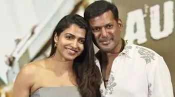 കാത്തിരിപ്പിനൊടുവിൽ 47 ആം വയസിൽ പ്രണയ വിവാഹം കാത്തിരിപ്പിനൊടുവിൽ 47 ആം വയസിൽ പ്രണയ വിവാഹം