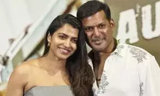 കാത്തിരിപ്പിനൊടുവിൽ  47 ആം വയസിൽ പ്രണയ വിവാഹം കാത്തിരിപ്പിനൊടുവിൽ  47 ആം വയസിൽ പ്രണയ വിവാഹം