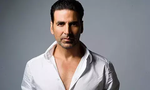 രാതി വൈകി ഭക്ഷണം കഴിക്കുന്നത് ശരീരത്തിന് ദോഷം,   6.30 ക്ക് ശേഷം വിശക്കുമ്പോൾ കഴിക്കുന്ന സാലഡിന്റെ കൂട്ട് പങ്കുവച്ച് അക്ഷയ് കുമാർ