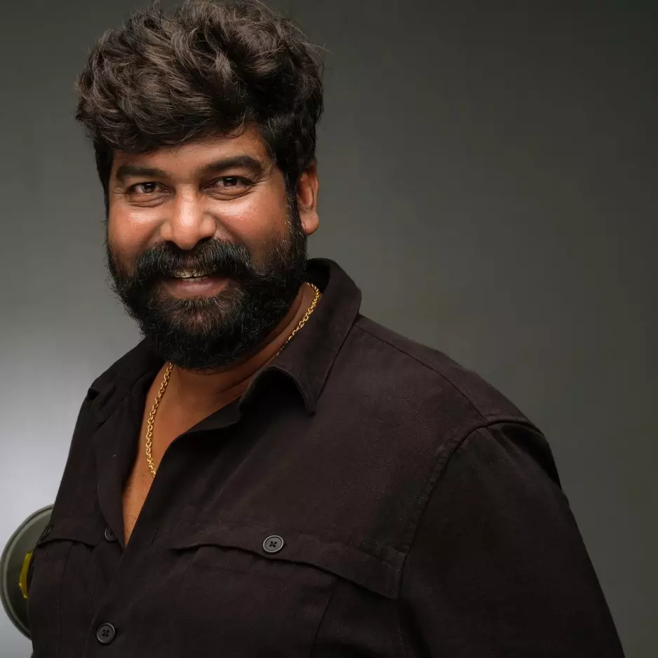 എന്റെ സങ്കടങ്ങൾ ഒരു നിമിഷം കൊണ്ട് ഇല്ലാതായി മനസ് നിറഞ്ഞ് ജോജു ജോർജ് എന്റെ സങ്കടങ്ങൾ ഒരു നിമിഷം കൊണ്ട് ഇല്ലാതായി മനസ് നിറഞ്ഞ് ജോജു ജോർജ്