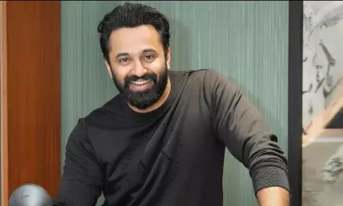 മർദ്ദന കേസിൽ ഗൂഡാലോചന ആരോപിച്ച് സംസ്ഥാന പോലീസ് മേധാവിക്ക് പരാതി നൽകി ഉണ്ണിമുകുന്ദൻ