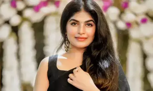 കഥാപാത്രത്തിന്റെ കുട്ടിത്തത്തിന് വേണ്ടി ഇൻസ്റ്റാഗ്രാം ഒരു വർഷത്തേക്ക് ഡിആക്റ്റിവേറ്റ് ചെയ്യാൻ പറഞ്ഞു പ്രിൻസ് ആൻഡ് ദി ഫാമിലിനായിക റാനിയ റാണ പറയുന്നു കഥാപാത്രത്തിന്റെ കുട്ടിത്തത്തിന് വേണ്ടി ഇൻസ്റ്റാഗ്രാം ഒരു വർഷത്തേക്ക് ഡിആക്റ്റിവേറ്റ് ചെയ്യാൻ പറഞ്ഞു പ്രിൻസ് ആൻഡ് ദി ഫാമിലിനായിക റാനിയ റാണ പറയുന്നു