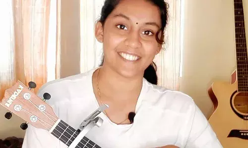 അമിതാബ് ബച്ചന്റെ ഒറ്റ ട്വീറ്റ് കൊണ്ട് അവസരങ്ങൾ തേടിയെത്തിയ ഗായിക ആര്യ ദയാൽ അമിതാബ് ബച്ചന്റെ ഒറ്റ ട്വീറ്റ് കൊണ്ട് അവസരങ്ങൾ തേടിയെത്തിയ ഗായിക ആര്യ ദയാൽ