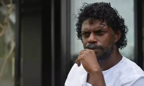 കള്ളുകുടിച്ച് എഴുന്നേറ്റ് നിൽക്കാൻ നാലാളുടെ സഹായം വേണ്ടിവരുന്നവരാണ് പൊതുവേദിയിൽ ഡ്രഗിനെതിരെ സംസാരിക്കുന്നത്: വിനായകൻ