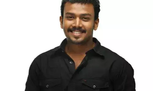 പാല്ക്കാരനായിട്ടെങ്കിലും ഒരു വേഷം തരണം, അവസാനം അത് തന്നെ തന്നു: ഭഗത് മാനുവൽ പറയുന്നു പാല്ക്കാരനായിട്ടെങ്കിലും ഒരു വേഷം തരണം, അവസാനം അത് തന്നെ തന്നു: ഭഗത് മാനുവൽ പറയുന്നു