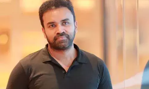 മലർവാടി ആർട്സ് ക്ലബ്ബിൽ ആദ്യം നായകനായി കാസ്റ്റ് ചെയ്തത് തന്റെ സഹോദരനെ: റോണി ഡേവിഡ് മലർവാടി ആർട്സ് ക്ലബ്ബിൽ ആദ്യം നായകനായി കാസ്റ്റ് ചെയ്തത് തന്റെ സഹോദരനെ: റോണി ഡേവിഡ്