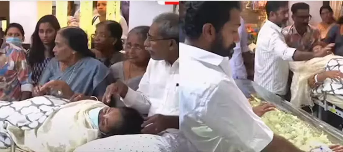 കണ്ണീരടക്കാനാകാതെ ഷൈൻ: സിപി ചാക്കോയുടെ സംസ്കാര ചടങ്ങുകൾ നടന്നു കണ്ണീരടക്കാനാകാതെ ഷൈൻ: സിപി ചാക്കോയുടെ സംസ്കാര ചടങ്ങുകൾ നടന്നു
