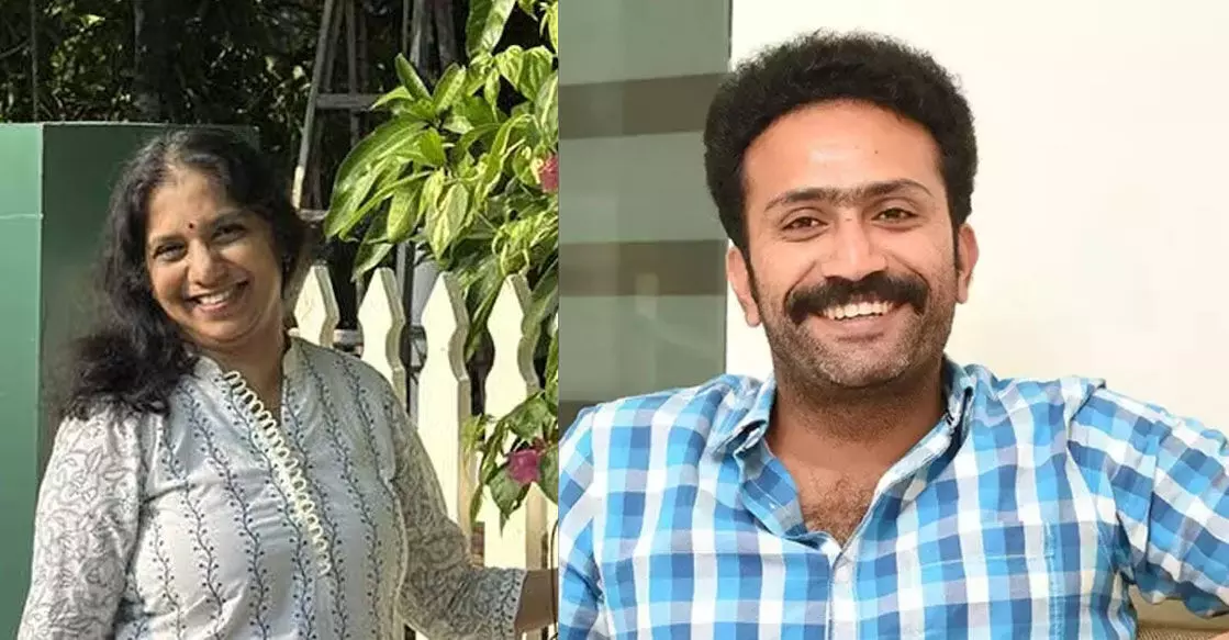 അച്ഛന്റെ കണ്ണുനീരിനുമുൻപിൽ എല്ലാമവസാനിപ്പിച്ചു നന്നാവാം എന്നവൻ വാക്കുകൊടുത്തെന്ന് കേട്ടപ്പോൾ മനസ്സുകൊണ്ട് ഇനിയുമവനൊപ്പം തന്നെ നിൽക്കാൻ തോന്നി വയറലായി അധ്യാപികയുടെ കുറിപ്പ് അച്ഛന്റെ കണ്ണുനീരിനുമുൻപിൽ എല്ലാമവസാനിപ്പിച്ചു നന്നാവാം എന്നവൻ വാക്കുകൊടുത്തെന്ന് കേട്ടപ്പോൾ മനസ്സുകൊണ്ട് ഇനിയുമവനൊപ്പം തന്നെ നിൽക്കാൻ തോന്നി വയറലായി അധ്യാപികയുടെ കുറിപ്പ്