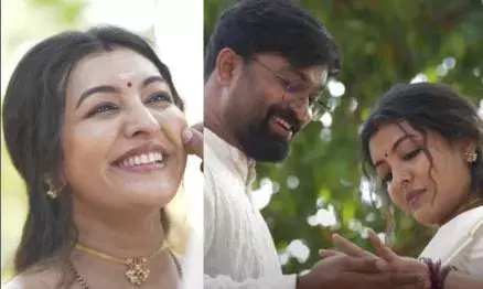 ജീവിതത്തിലെ രണ്ട് സർപ്രൈസുകൾ, എന്റെ രണ്ട് രഹസ്യങ്ങൾ ആരാധകരോട് വെളിപ്പെടുത്തി ദുർഗ്ഗ കൃഷ്ണ ജീവിതത്തിലെ രണ്ട് സർപ്രൈസുകൾ, എന്റെ രണ്ട് രഹസ്യങ്ങൾ ആരാധകരോട് വെളിപ്പെടുത്തി ദുർഗ്ഗ കൃഷ്ണ