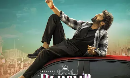 ഈ പ്രണയം പേടിപ്പിക്കും അതിശയിപ്പിക്കും! റിബല് സ്റ്റാര് പ്രഭാസ് നായകനാകുന്ന ഇന്ത്യയിലെ ഏറ്റവും വലിയ ഹൊറര് ഫാന്റസി ചിത്രം രാജാ സാബിന്റെ വിസ്മയിപ്പിക്കുന്ന ടീസര് പുറത്ത് ഈ പ്രണയം പേടിപ്പിക്കും അതിശയിപ്പിക്കും! റിബല് സ്റ്റാര് പ്രഭാസ് നായകനാകുന്ന ഇന്ത്യയിലെ ഏറ്റവും വലിയ ഹൊറര് ഫാന്റസി ചിത്രം രാജാ സാബിന്റെ വിസ്മയിപ്പിക്കുന്ന ടീസര് പുറത്ത്